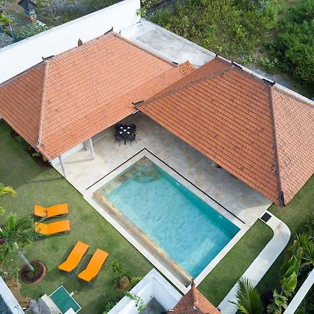Istana Willy Villa Ungasan Exteriör bild