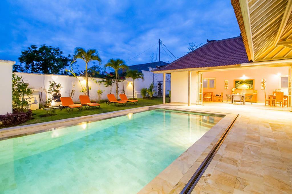 Istana Willy Villa Ungasan Exteriör bild